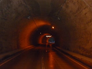 毛附トンネル